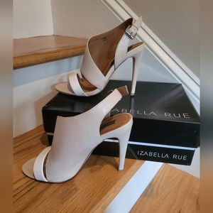 Izabella Rue Cream & White Heels